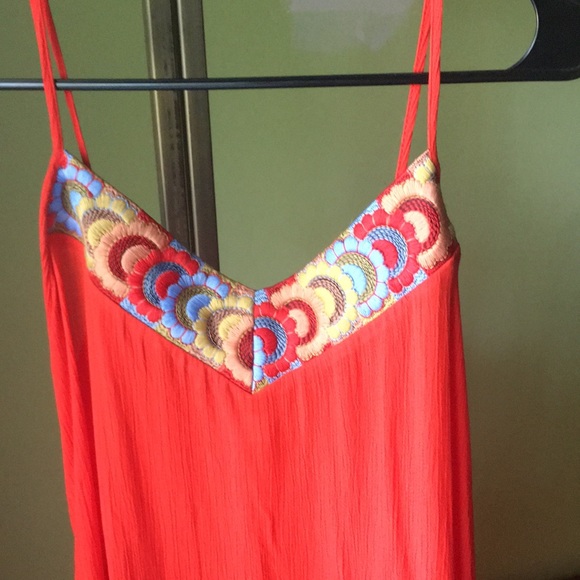 ALYA Dress - Picture 2 of 8